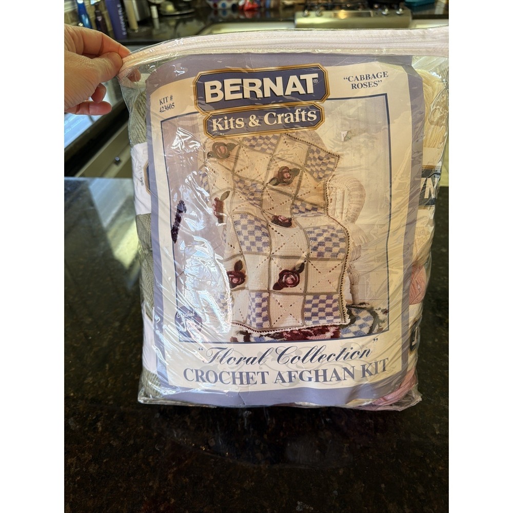 Bernat Crochet Afghan Kit NEW Kit #423605 Cabbage Roses Crafts Floral Collection